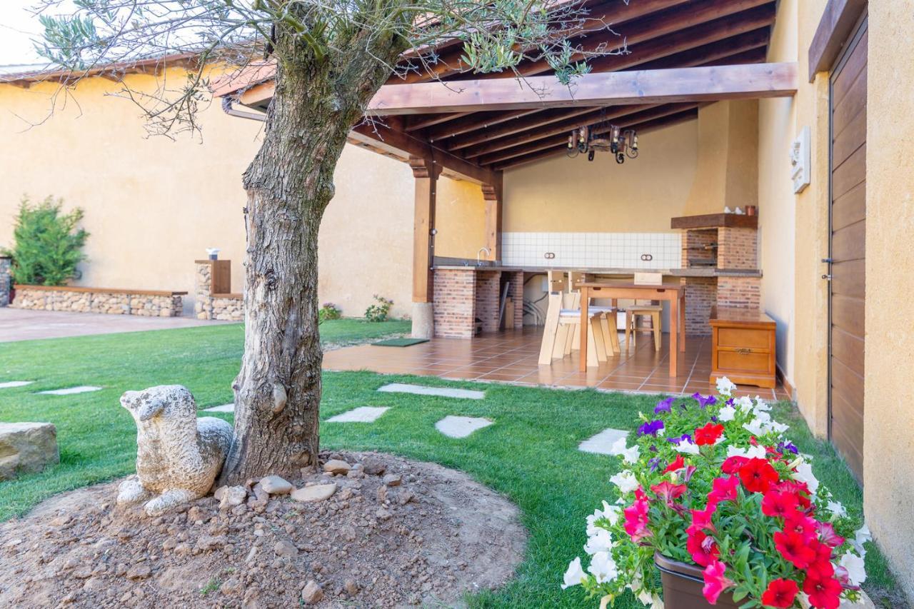 La Rosaleda Leon - Casa Rural - Hospital de Órbigo Kültér fotó